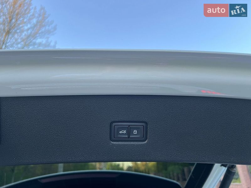 Внедорожник / Кроссовер Audi Q8 2019 в Ровно фото 29 Внедорожник / Кроссовер Audi Q8 2019 в Ровно
