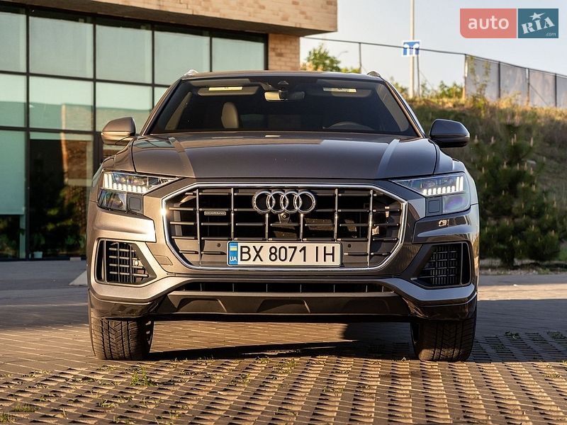 Внедорожник / Кроссовер Audi Q8 2018 в Хмельницком