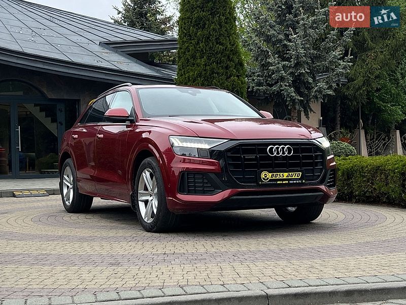 Позашляховик / Кросовер Audi Q8 2019 в Львові