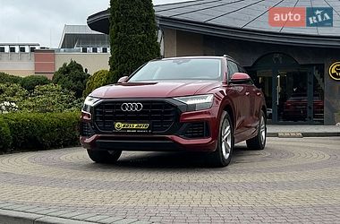 Позашляховик / Кросовер Audi Q8 2019 в Львові