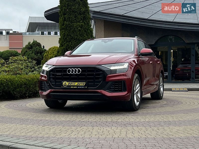 Позашляховик / Кросовер Audi Q8 2019 в Львові