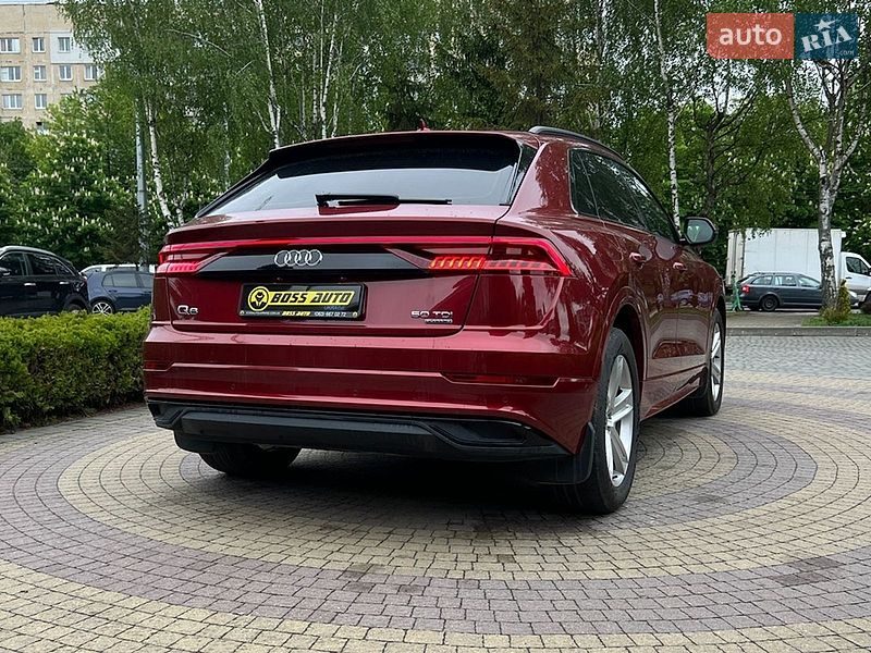 Позашляховик / Кросовер Audi Q8 2019 в Львові