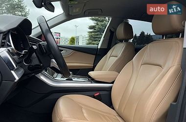 Позашляховик / Кросовер Audi Q8 2019 в Львові