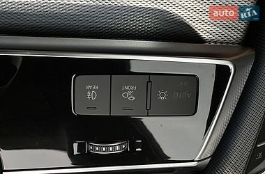 Позашляховик / Кросовер Audi Q8 2019 в Львові