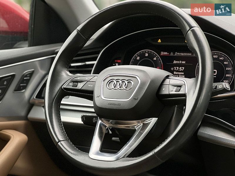 Позашляховик / Кросовер Audi Q8 2019 в Львові