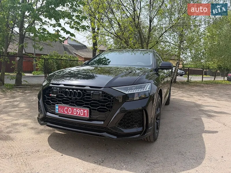 Audi Q8