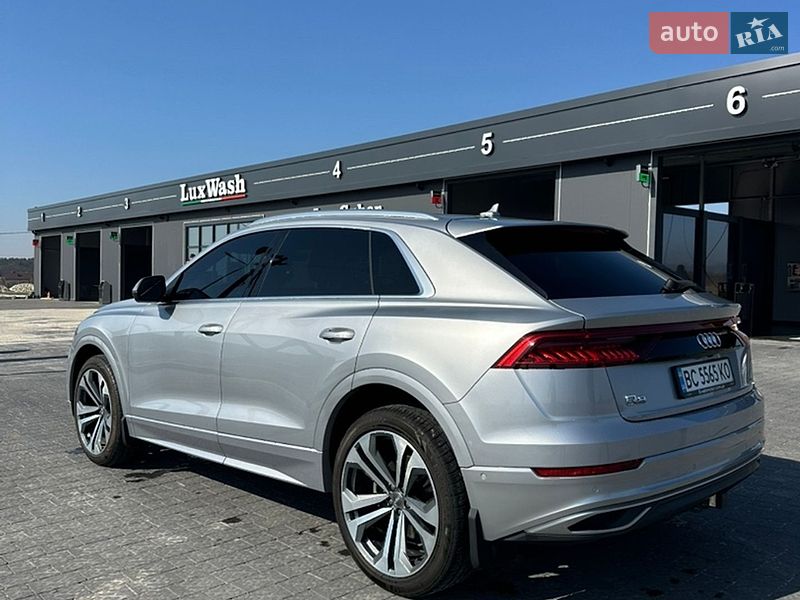 Внедорожник / Кроссовер Audi Q8 2019 в Львове