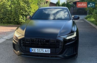 Audi Q8  2021