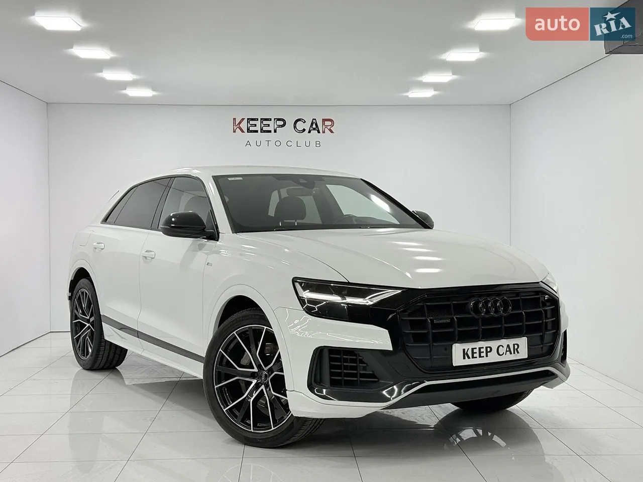2019 Audi Q8 - фото 1