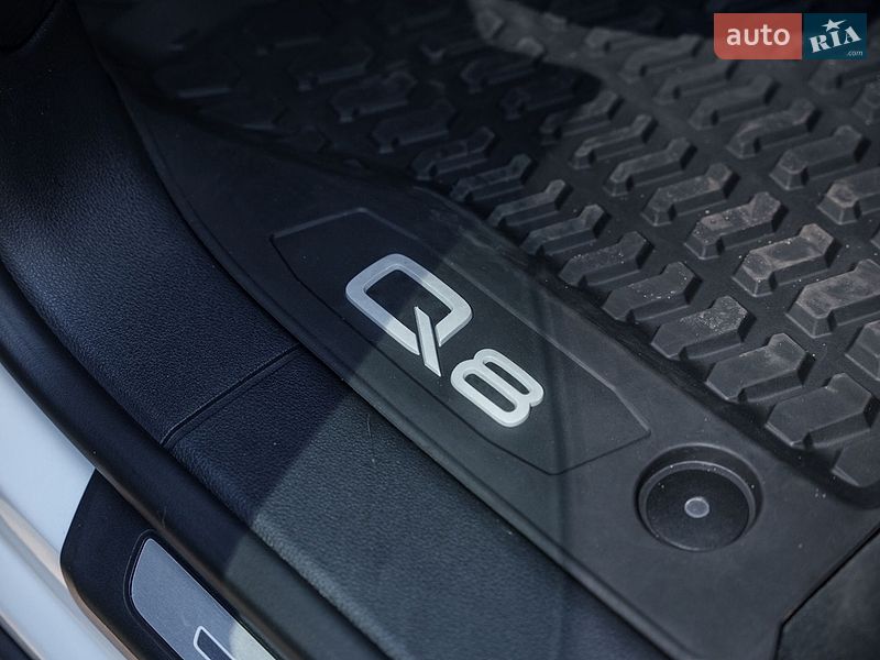 Позашляховик / Кросовер Audi Q8 2022 в Києві фото 54 Позашляховик / Кросовер Audi Q8 2022 в Києві