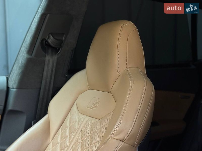 Внедорожник / Кроссовер Audi Q8 2020 в Луцке