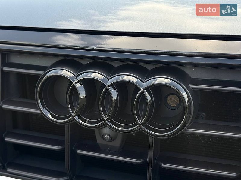 Внедорожник / Кроссовер Audi Q8 2020 в Луцке