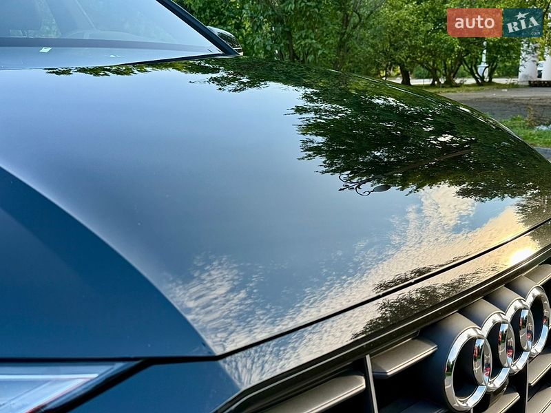 Внедорожник / Кроссовер Audi Q8 2021 в Киеве
