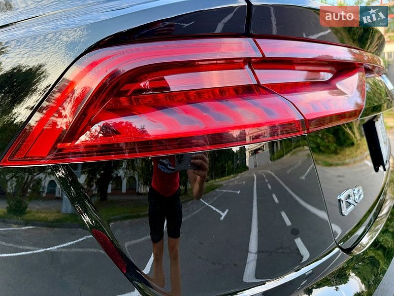 Внедорожник / Кроссовер Audi Q8 2021 в Киеве