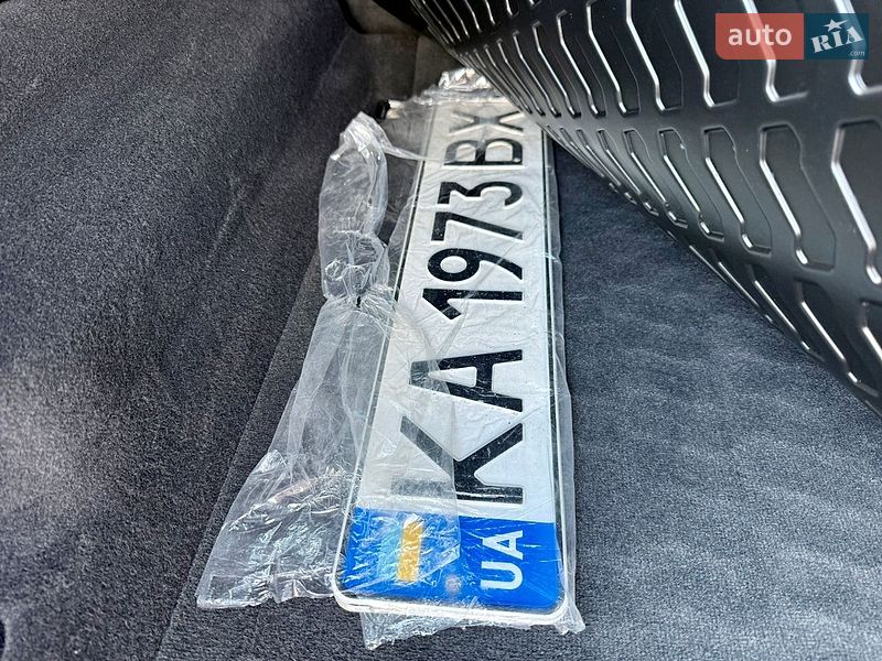 Внедорожник / Кроссовер Audi Q8 2021 в Киеве