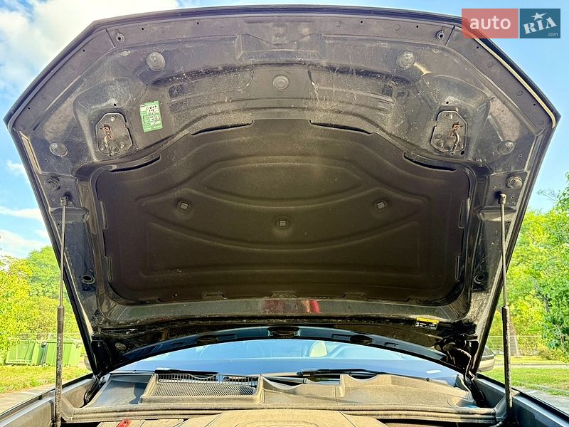 Внедорожник / Кроссовер Audi Q8 2021 в Киеве