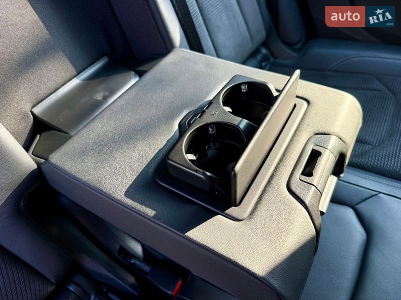 Внедорожник / Кроссовер Audi Q8 2021 в Киеве