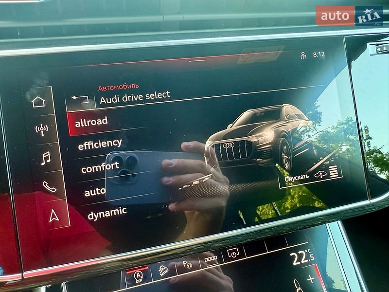 Внедорожник / Кроссовер Audi Q8 2021 в Киеве