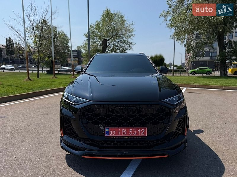 Позашляховик / Кросовер Audi Q8 2023 в Києві