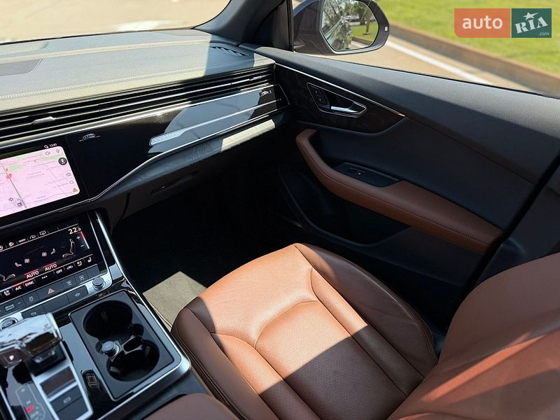 Позашляховик / Кросовер Audi Q8 2023 в Києві