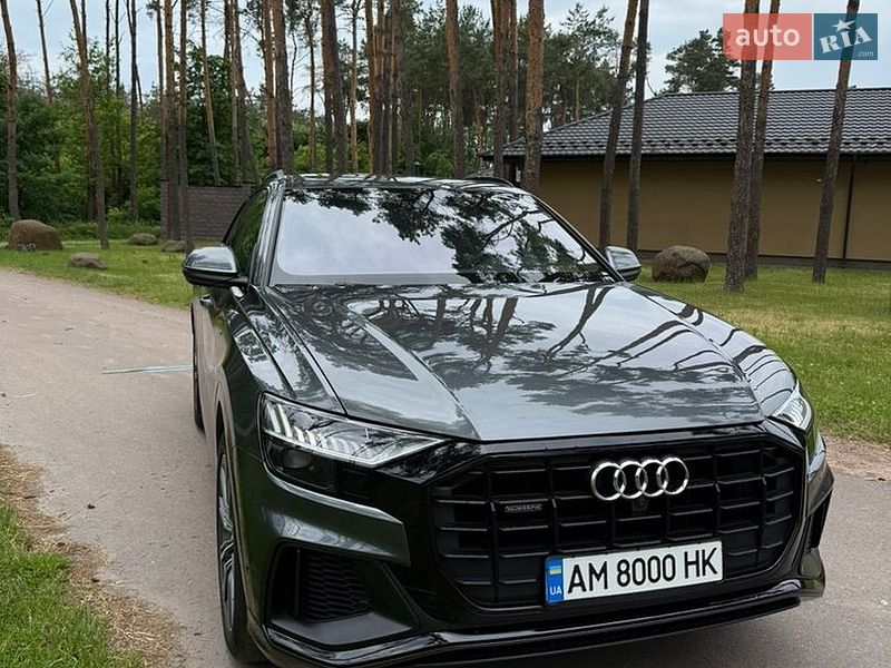 Audi Q8