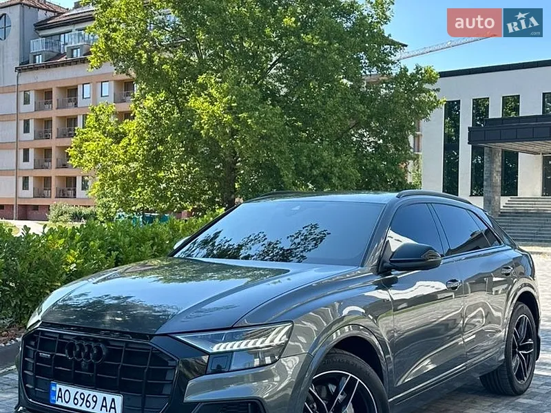 Audi Q8 2020