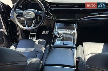 Внедорожник / Кроссовер Audi Q8 2019 в Киеве