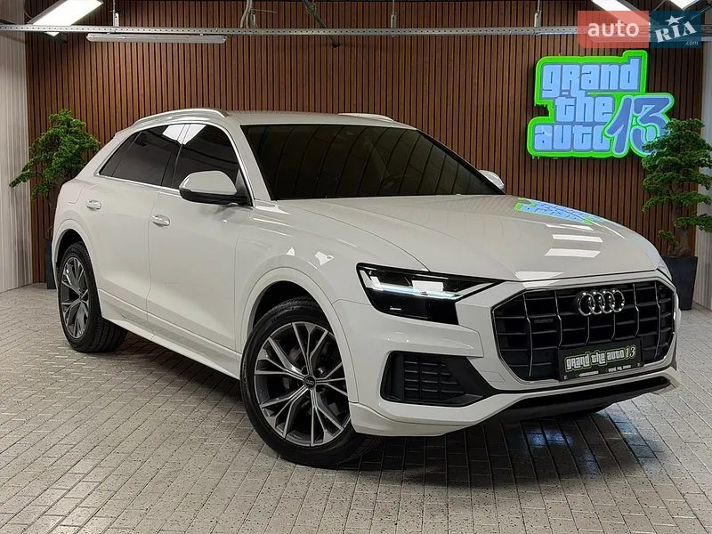 Audi Q8