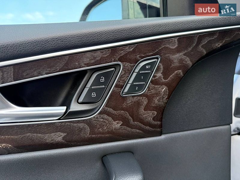 Внедорожник / Кроссовер Audi Q8 2019 в Коломые