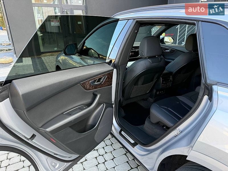 Внедорожник / Кроссовер Audi Q8 2019 в Коломые