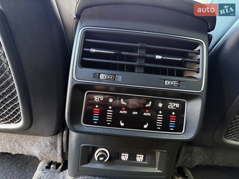 Внедорожник / Кроссовер Audi Q8 2019 в Коломые