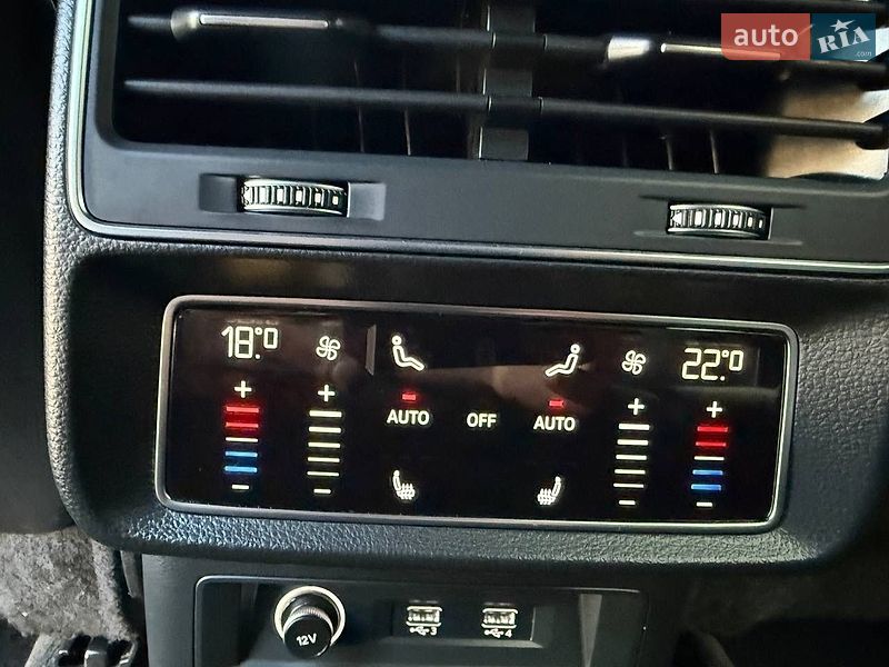 Внедорожник / Кроссовер Audi Q8 2019 в Коломые