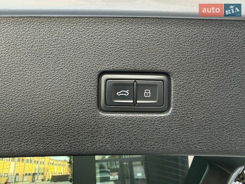 Внедорожник / Кроссовер Audi Q8 2019 в Коломые