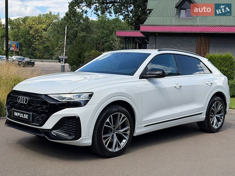 Внедорожник / Кроссовер Audi Q8 2025 в Киеве