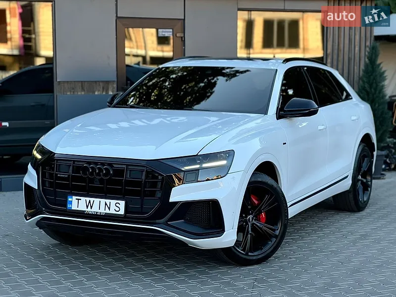 Audi Q8