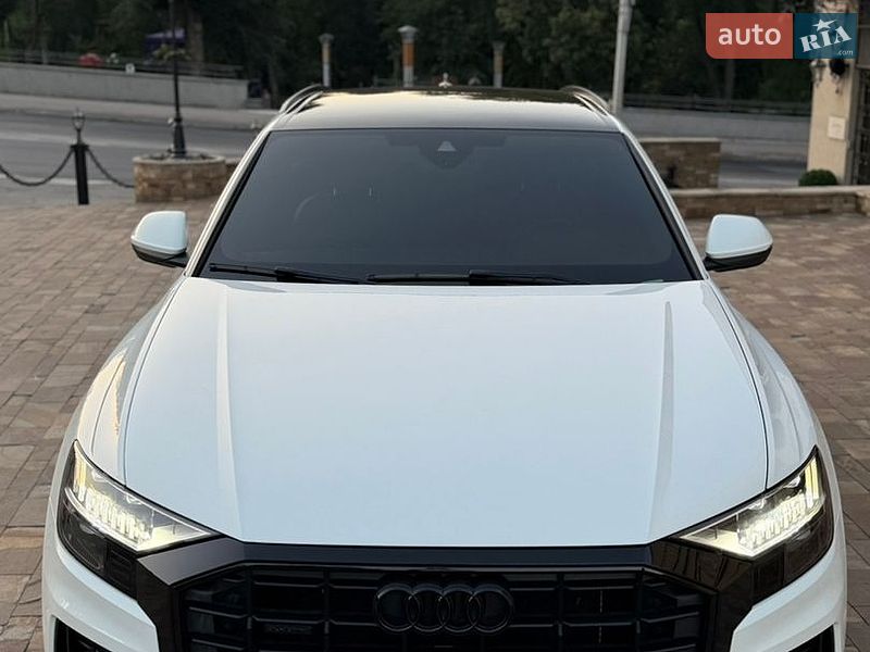 Внедорожник / Кроссовер Audi Q8 2020 в Днепре