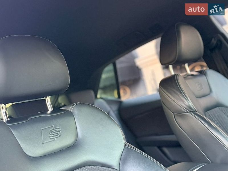 Внедорожник / Кроссовер Audi Q8 2020 в Днепре
