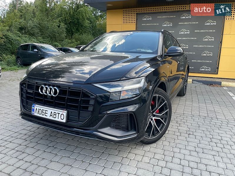 Audi Q8 2021