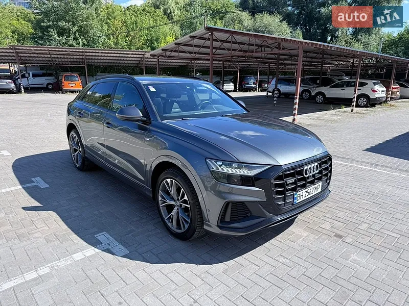 Audi Q8 2020