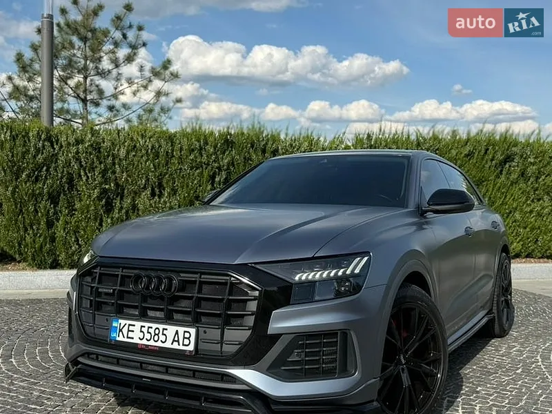 Audi Q8