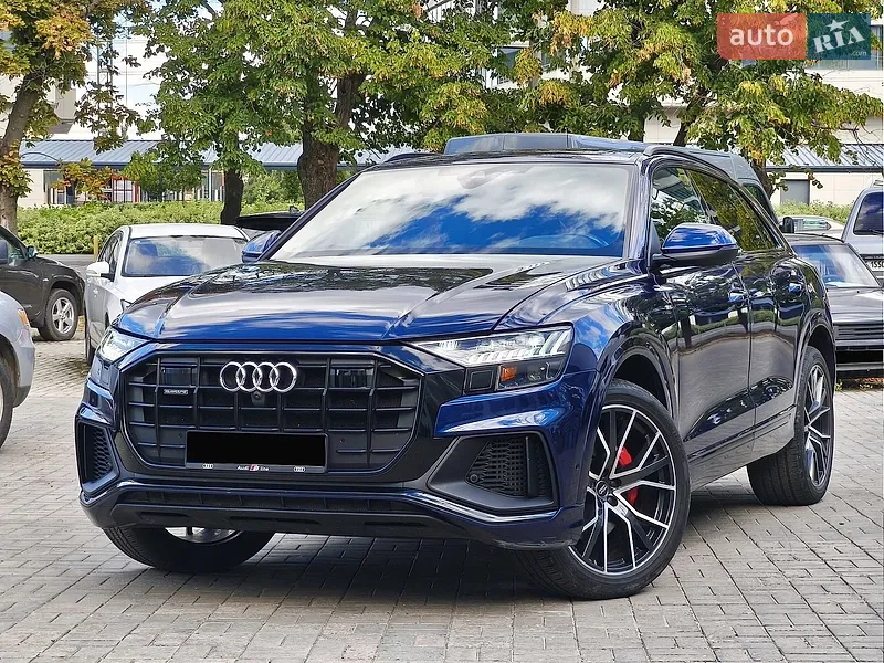 Audi Q8