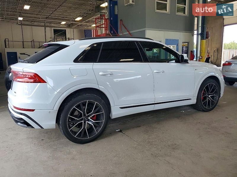 Внедорожник / Кроссовер Audi Q8 2020 в Львове фото 4 Внедорожник / Кроссовер Audi Q8 2020 в Львове