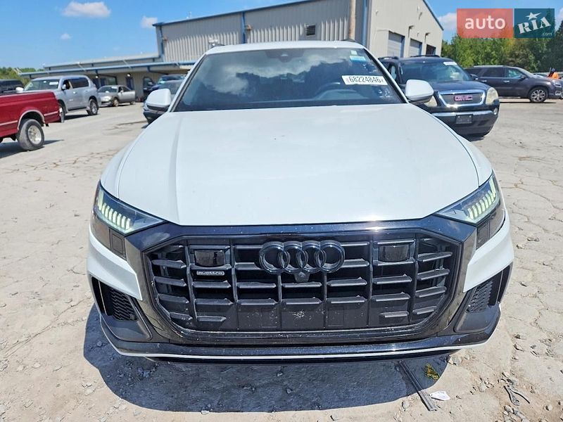 Позашляховик / Кросовер Audi Q8 2021 в Дніпрі