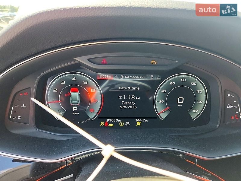 Позашляховик / Кросовер Audi Q8 2021 в Дніпрі
