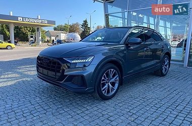 Audi Q8  2023
