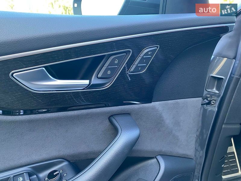 Внедорожник / Кроссовер Audi Q8 2023 в Днепре фото 13 Внедорожник / Кроссовер Audi Q8 2023 в Днепре
