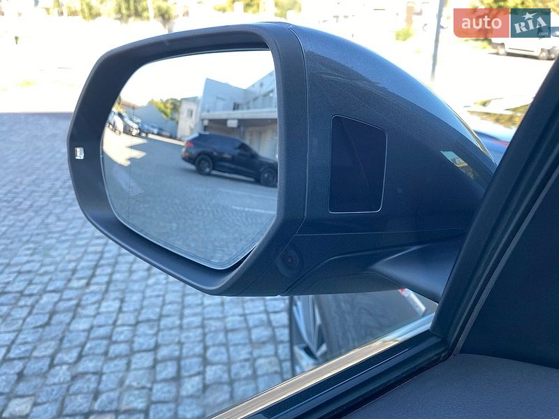 Внедорожник / Кроссовер Audi Q8 2023 в Днепре фото 14 Внедорожник / Кроссовер Audi Q8 2023 в Днепре