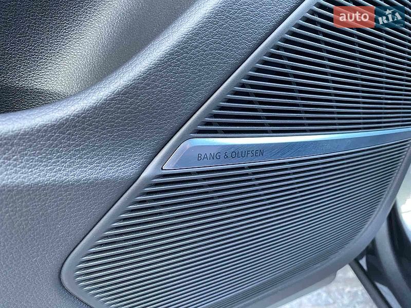 Внедорожник / Кроссовер Audi Q8 2023 в Днепре фото 15 Внедорожник / Кроссовер Audi Q8 2023 в Днепре