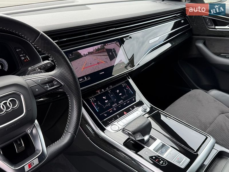 Позашляховик / Кросовер Audi Q8 2019 в Мукачевому