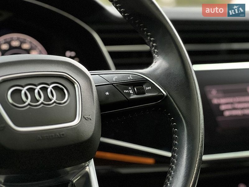 Внедорожник / Кроссовер Audi Q8 2018 в Львове